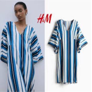 V-neck kaftan dress